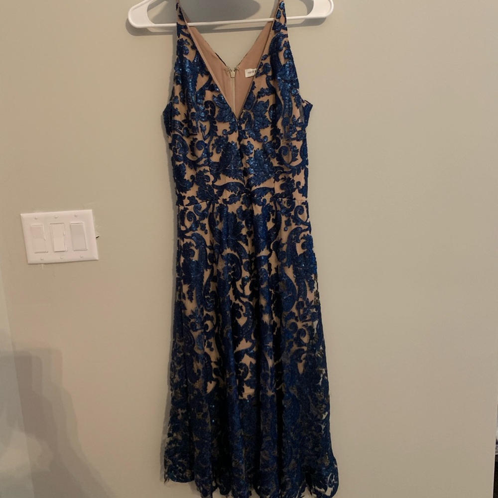 Dress The Population Dress Blue Medium Lace